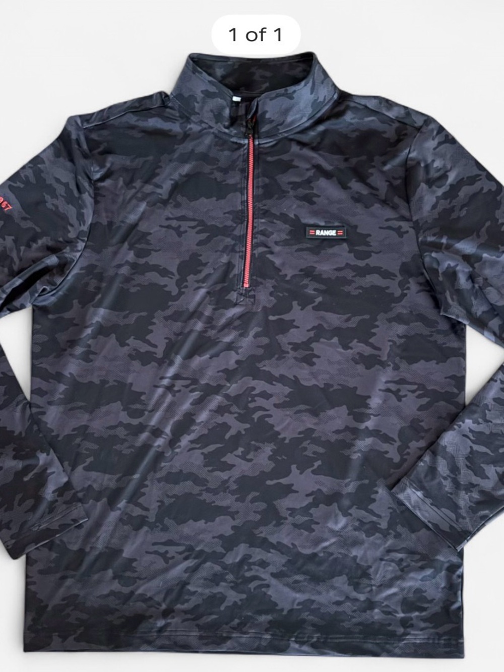 Range Black & Charcoal Camouflage Quarter-Zip Golf Long Sleeve Pullover Medium
